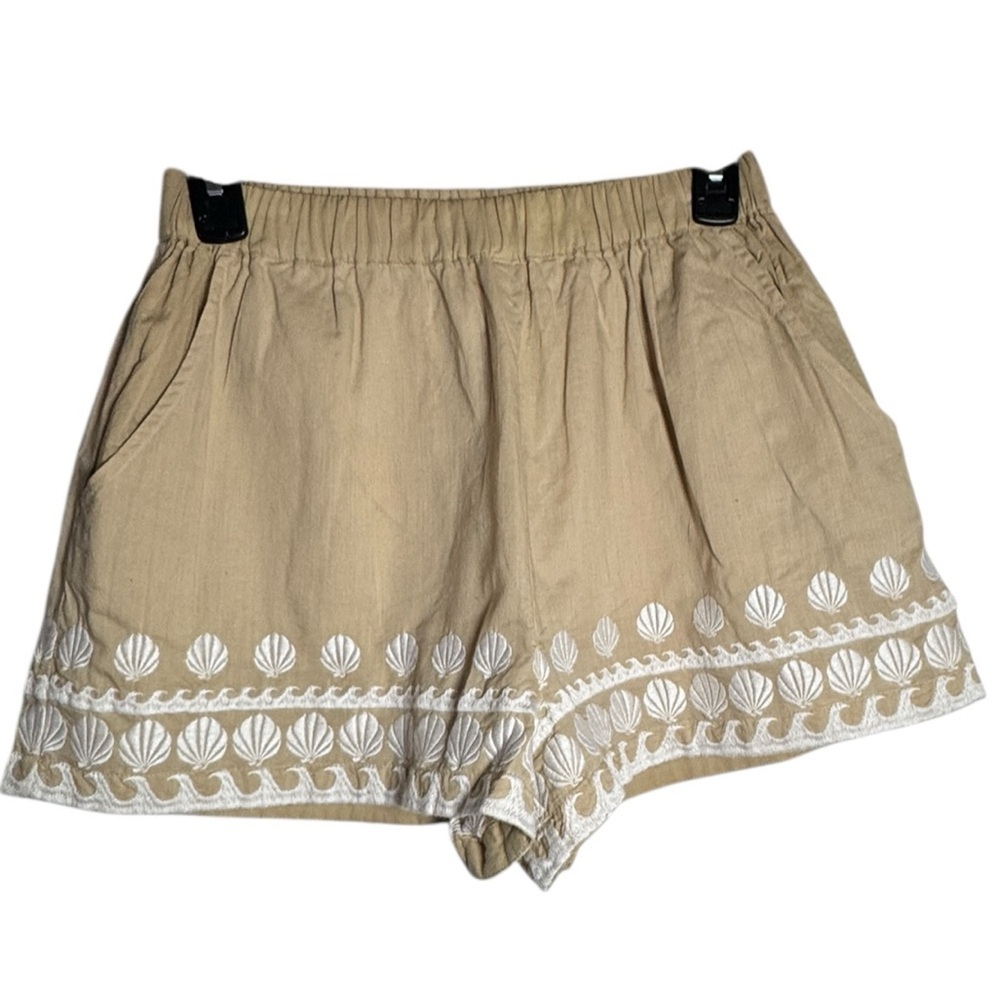 Show Me Your MuMu Cream Shell and Wave Embroidered Shorts - Picture 5 of 7